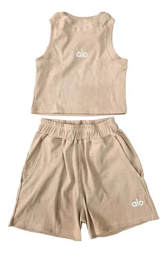 Conjunto Deportivo Crop Short ALO