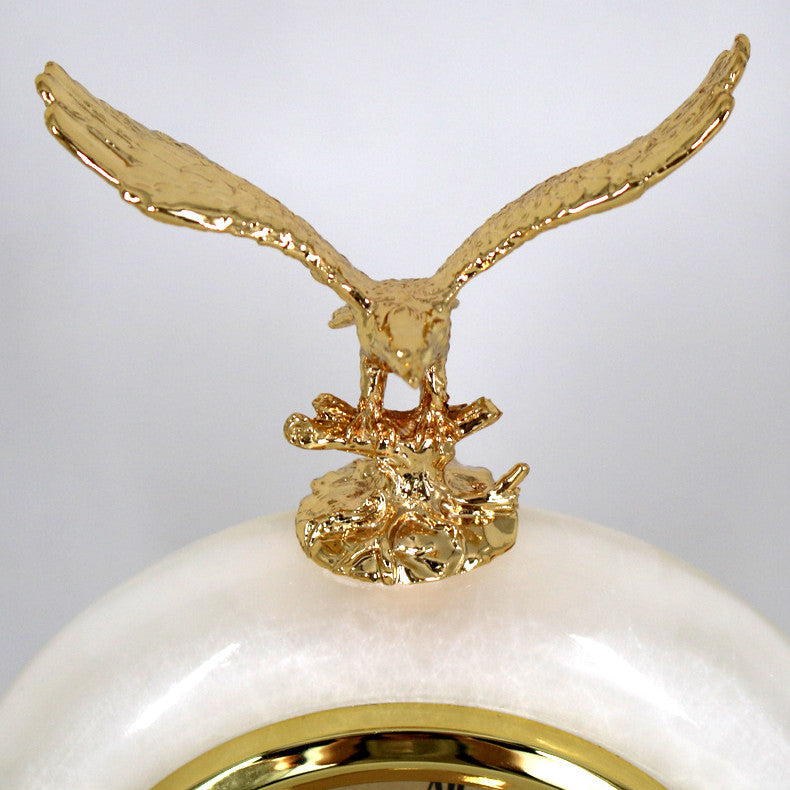 Reloj y soporte de reloj de lujo ligero europeo, Reloj de escritorio de oficina creativo Retro americano, decoración del dormitorio del hogar