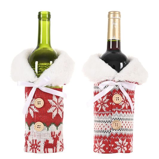 Juego de botellas de vino navideñas.