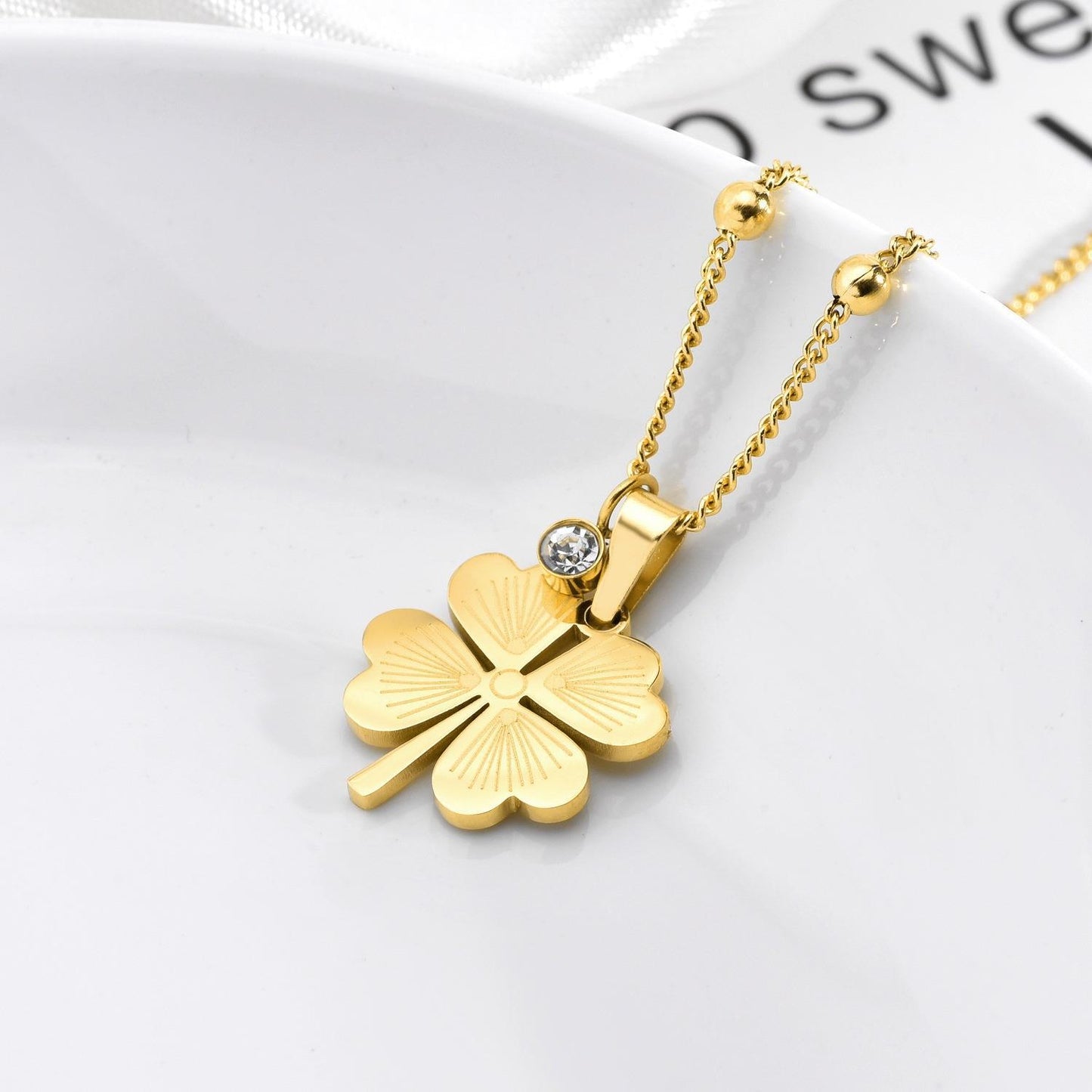 Diamond Hollow Pattern Love Clover Necklace