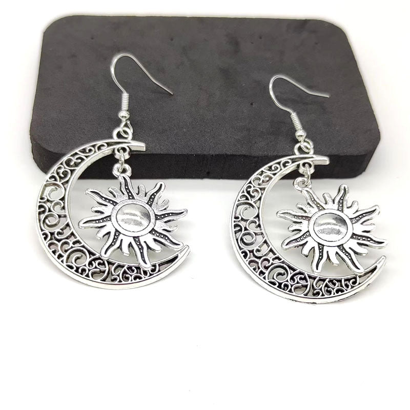 Pendientes de sol de luna ahuecados de moda