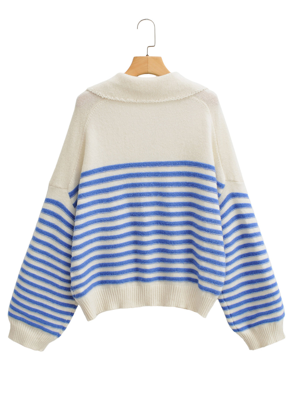 Jersey de punto a rayas con cuello en V para mujer