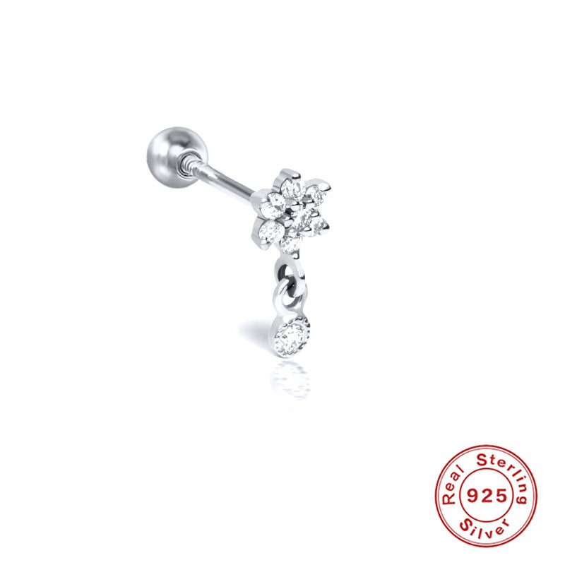 Punción del hueso del oído Aretes Anillo de la nariz Adorno del cuerpo humano