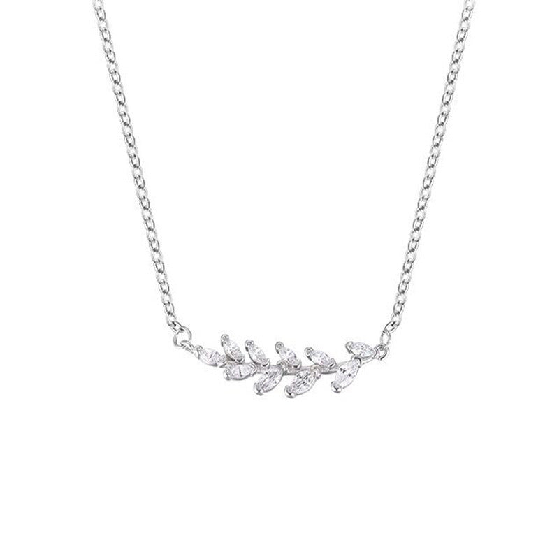 Collier pendentif feuille d'olivier tendance pour femme