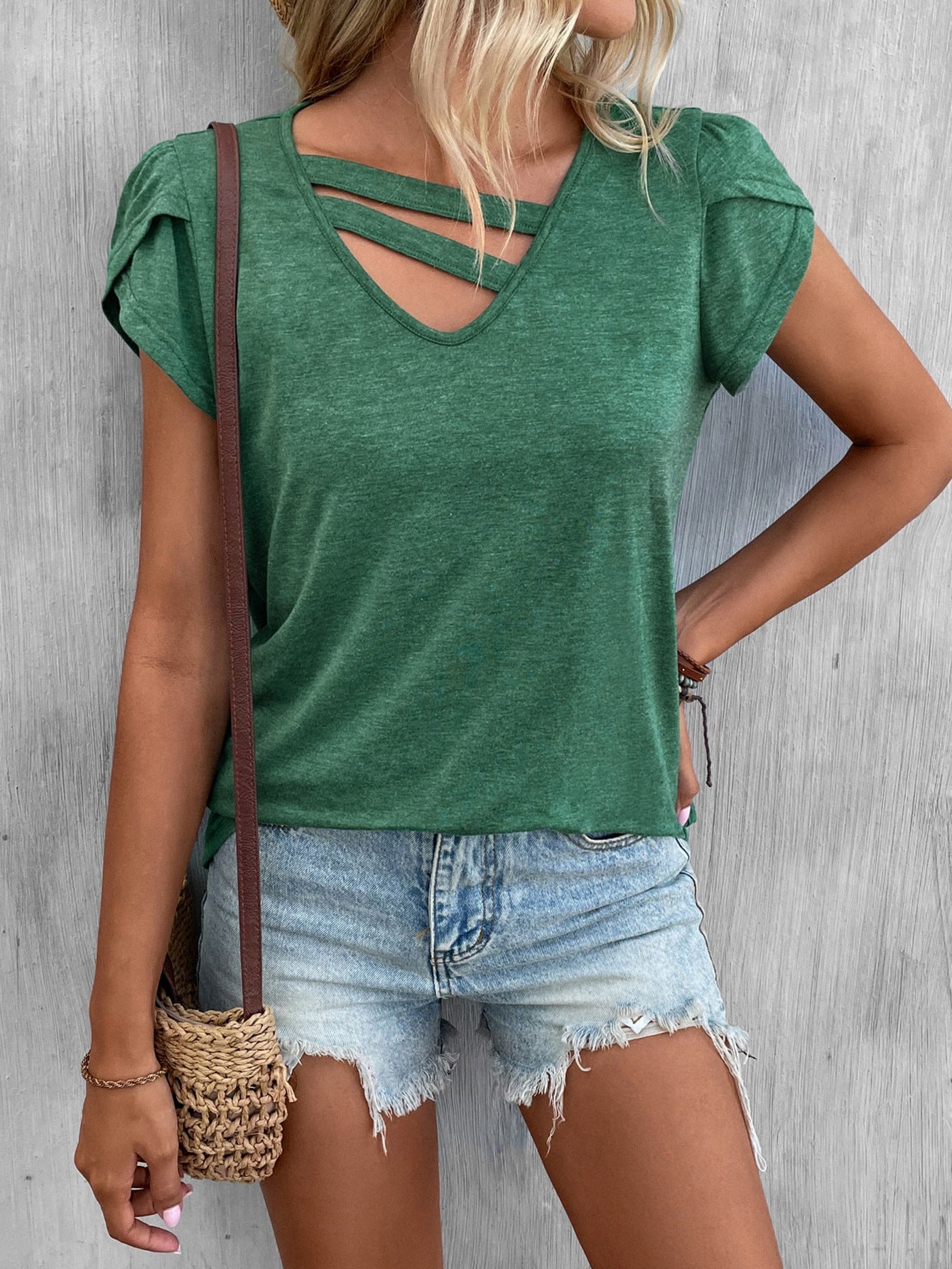 Women's Solid Color And V-neck Petal Sleeve Loose T-shirt